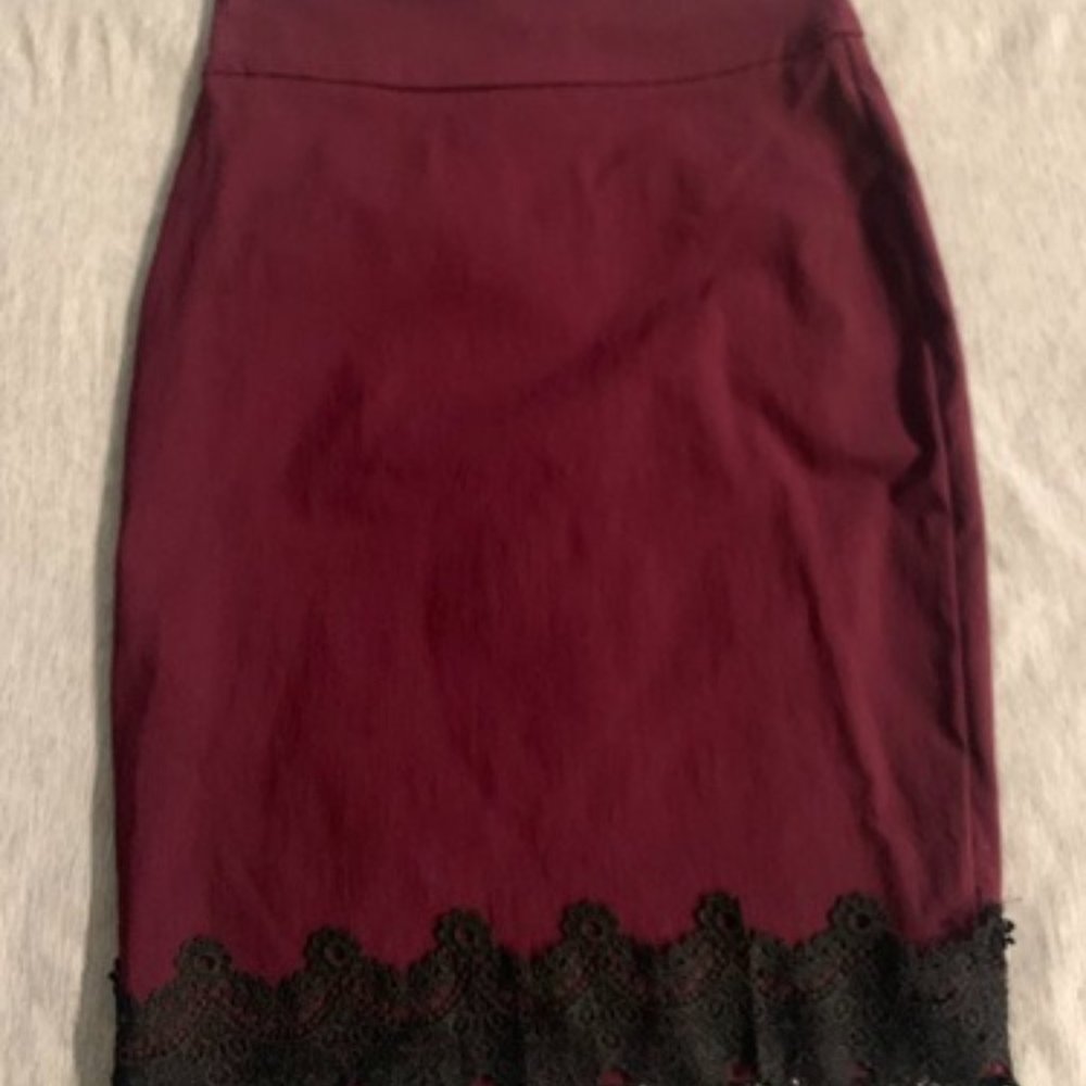 XS womans burgundy pencil skirt